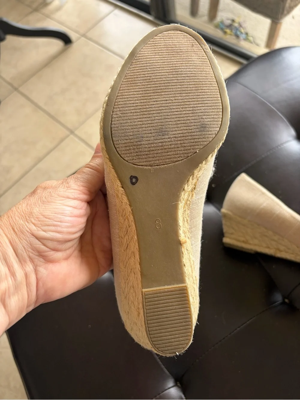 Coach and Four Womens Size 8 Beige Fabric Peep Toe Espadrille Wedge Shoes